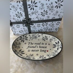 Temp-tations Classic Friendship Platter Friendship Road To Friend House 14” Grey